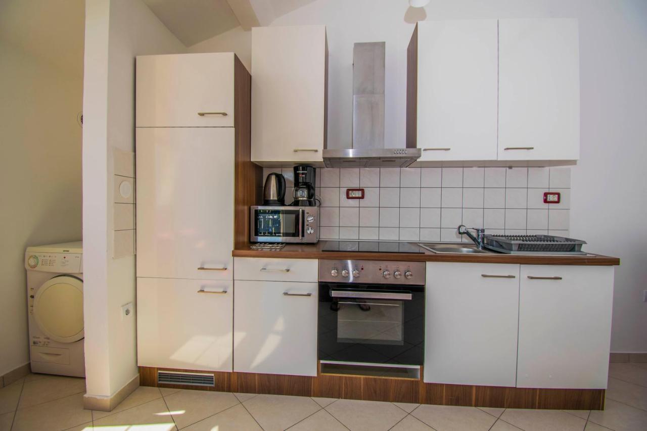 Apartments Relax Near Opatija Exterior foto